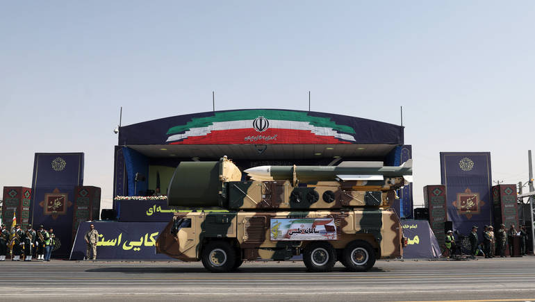 عرض للصواريخ الإيرانية