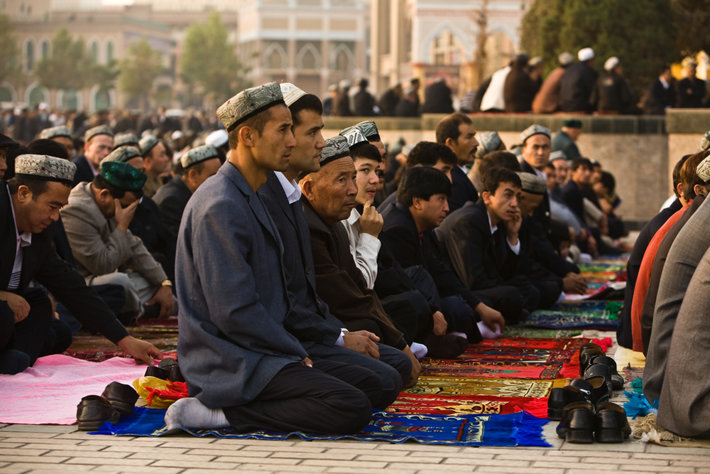 يعتنق الإيغور دين الإسلام