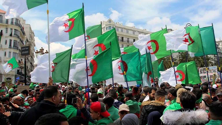 التعددية-الحزبية-في-الجزائر