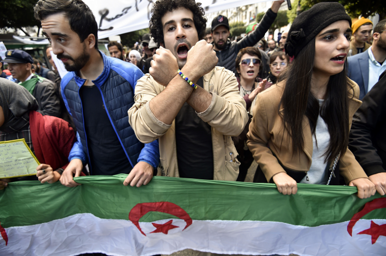تراجع الحراك الشعبي الجزائري