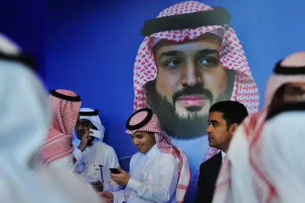 محمد بن سلمان وإغراءات عودة المعارضين.. بادرة إصلاحية أم فخ أمني؟